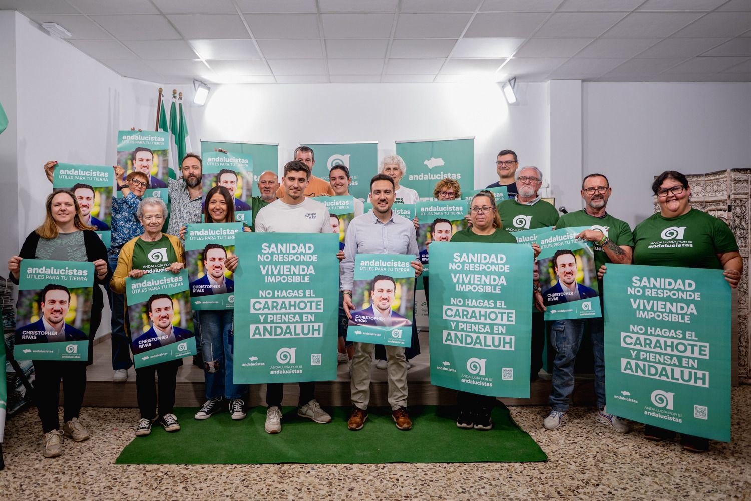 JUANMA MORENO HACE CAMPAÑA CON UNA IDENTIDAD IMPOSTADA